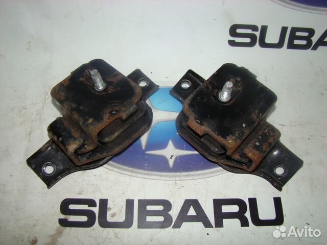 Подушка двс LH SF5 1999г. (двс и навесное оборудов