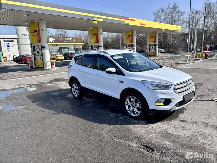 Ford Kuga 2.5 AT, 2017, 124 000 км