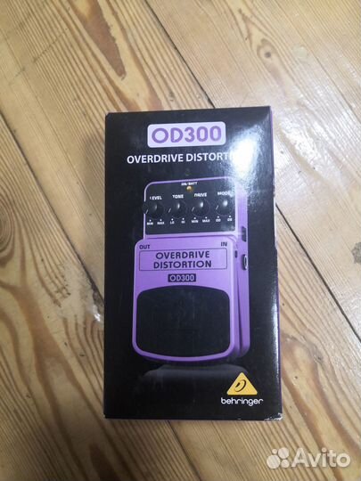 Педаль эффектов Behringer OD300