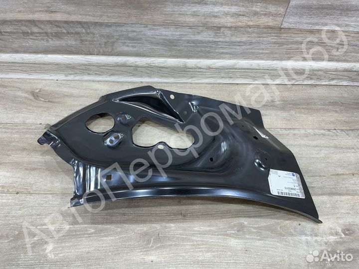 Панель заднего правого фонаря Opel Mokka 2012-2019