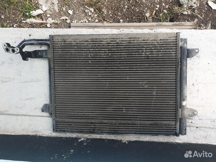 Радиатор охлаждения volkswagen touran
