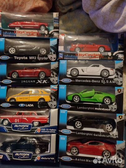 Коллекция моделей машин 1:43