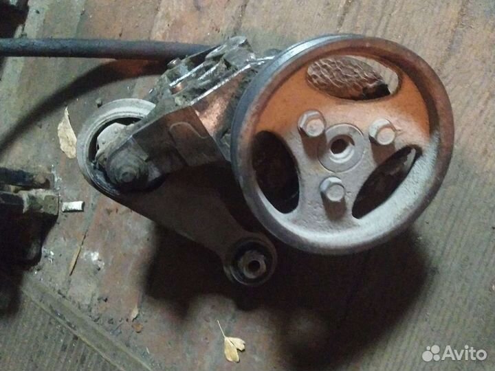 Насос гидроусилителя LADA