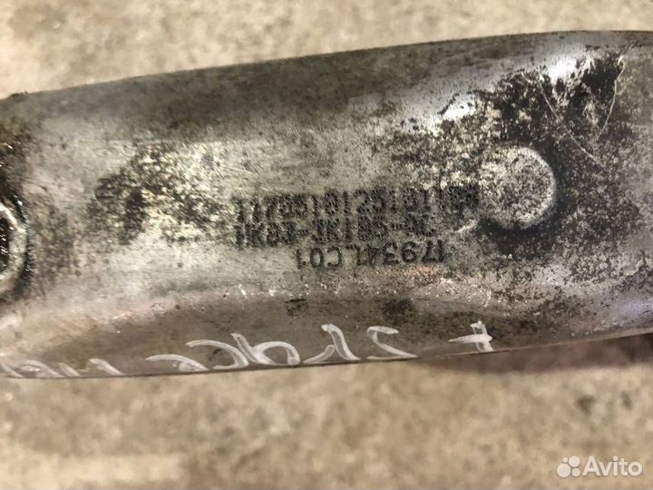 Кулак поворотный передний правый Jaguar F-Pace