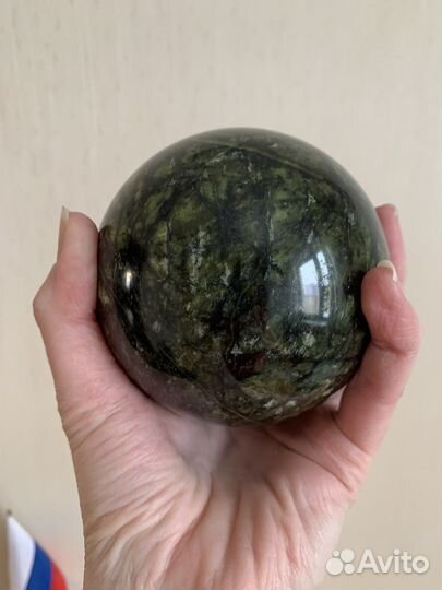 Каменный шар интерьерный