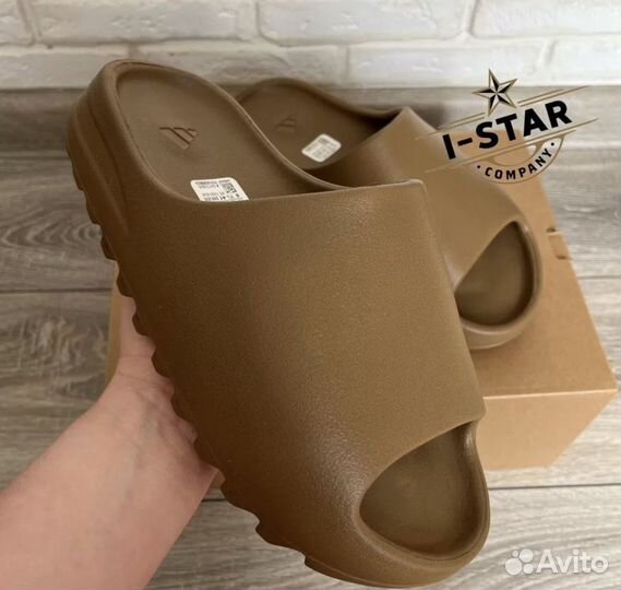 Тапочки Adidas Yeezy Slide 