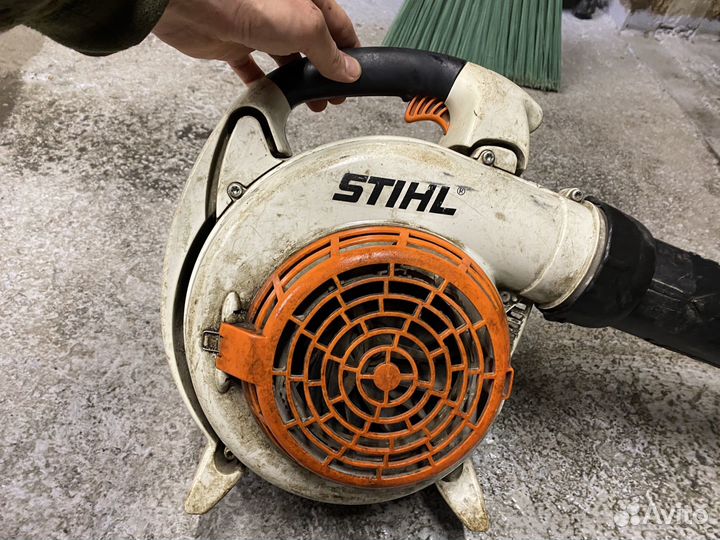 Бензиновая воздуходвука Stihl SH 86