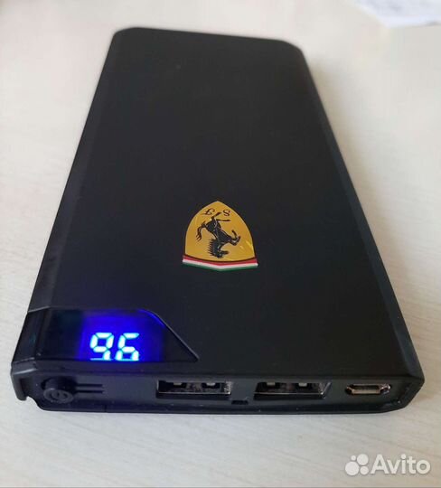 Ugreen Bank 10000mAh и Ferrari Power Bank 10000