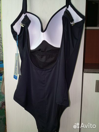 Купальник женский слитный