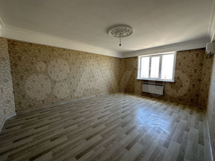 2-к. квартира, 71 м², 12/13 эт.