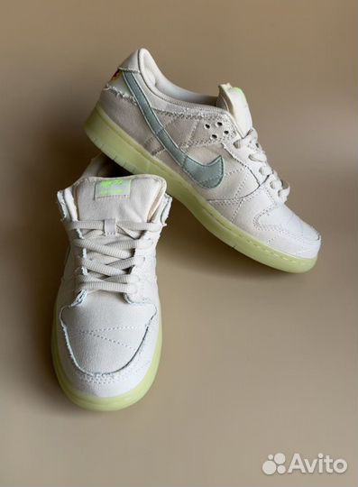 Кроссовки Nike dunk low Мумия с фосфорной подошвой