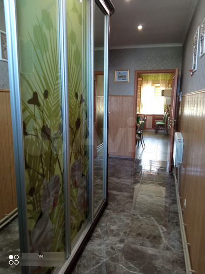 2-к. квартира, 60 м², 1/4 эт.