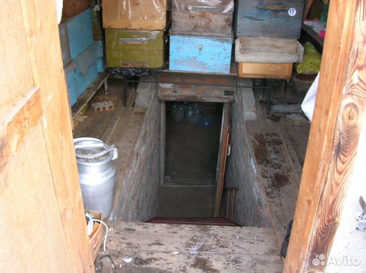 Продается пасека, омшаник