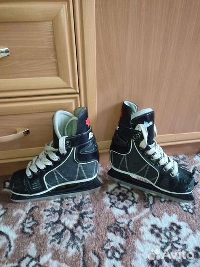 Коньки б/у, р-р 32
