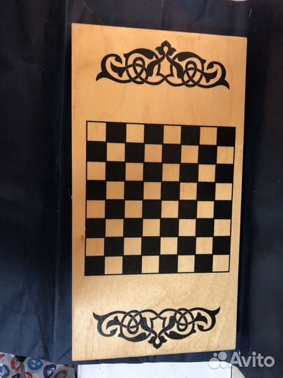 Нарды для незрячих и слабовидящих людей