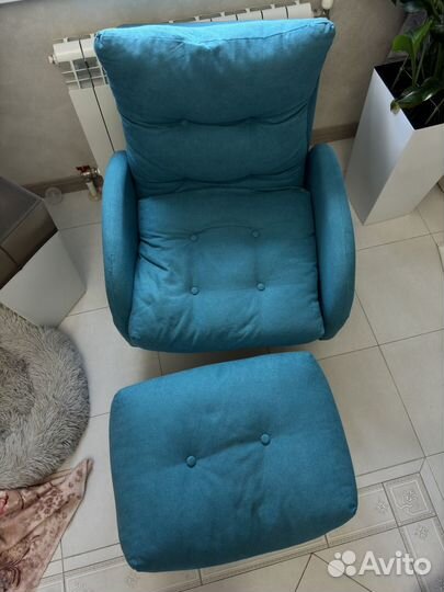 Кресло с банкеткой MAI HE MAI