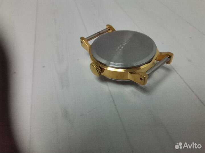 Часы наручные