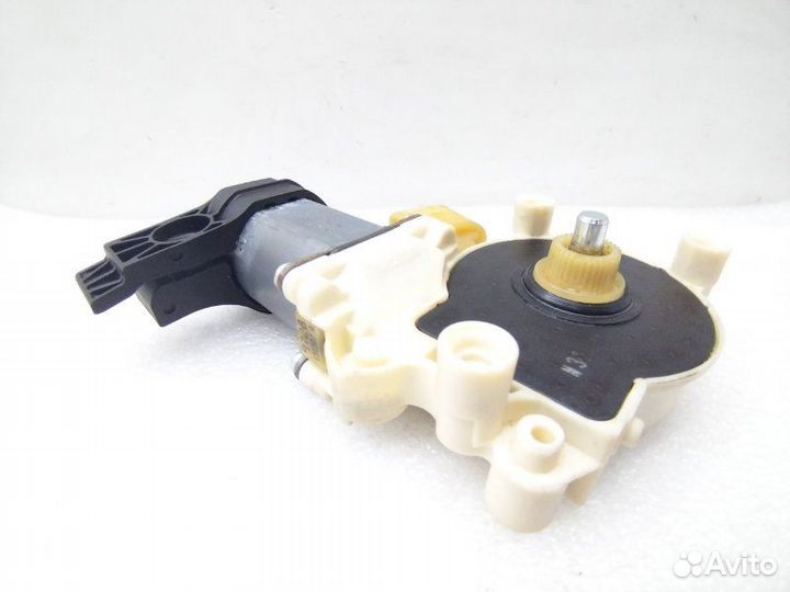 Моторчик стеклоподъемника передний левый Bmw