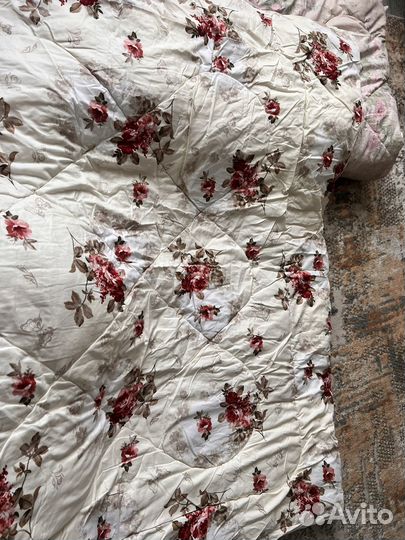 Одеяло синтепоновое