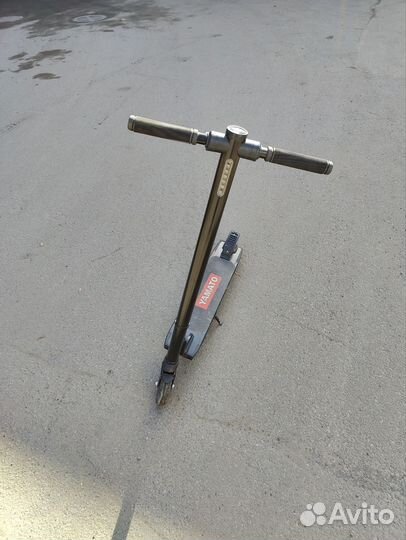 Электросамокат yamato pes 0809