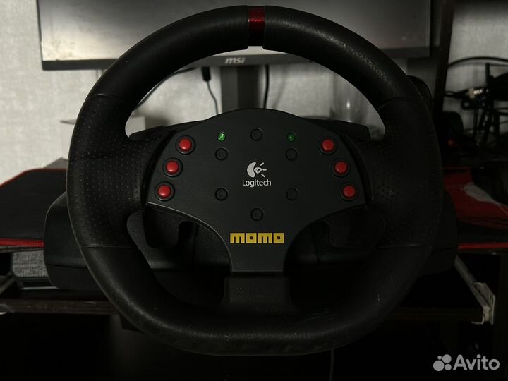 Игровой руль logitech momo racing