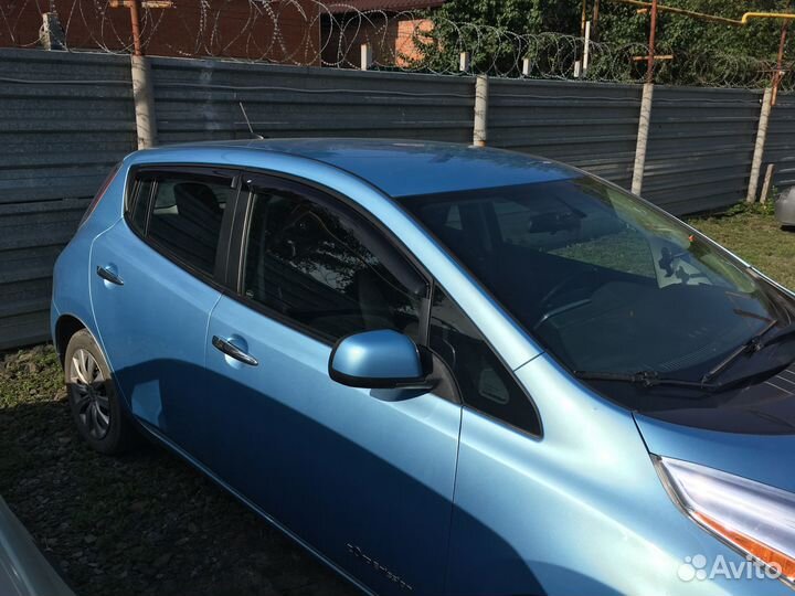 Дефлекторы окон Nissan Leaf ZE0 AZE0