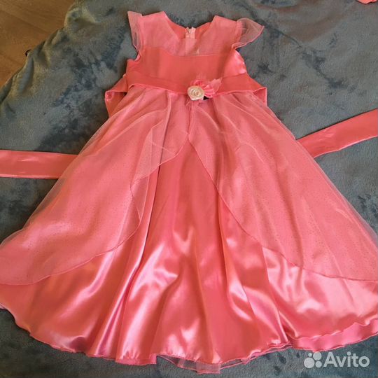 Детское нарядное платье для девочки