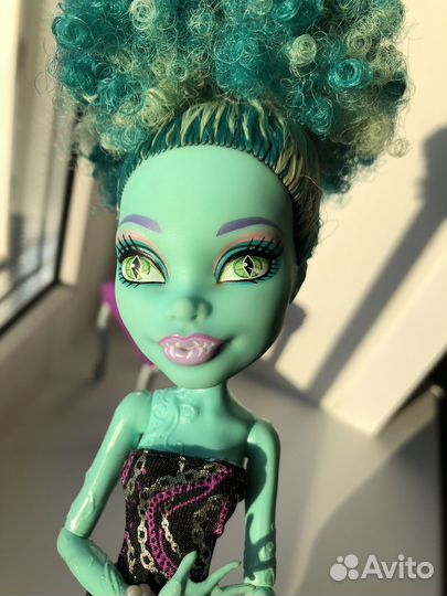 Кукла Монстер Хай Ханни свомп