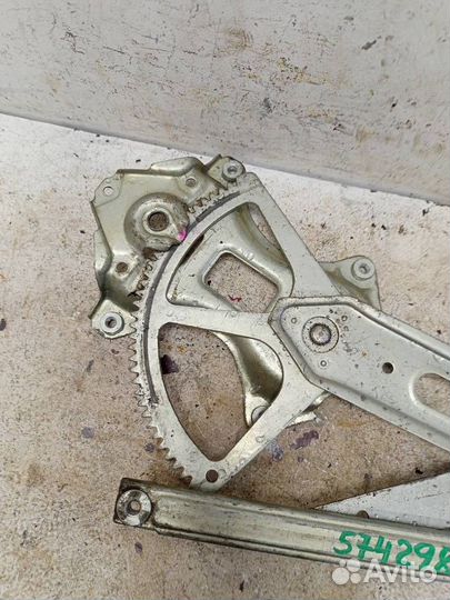 Стеклоподъемник электрический передний правый 6980