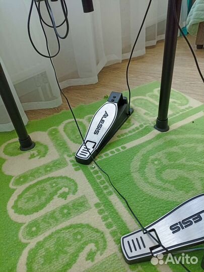 Alesis Nitro Drum Kit/Электронные барабаны