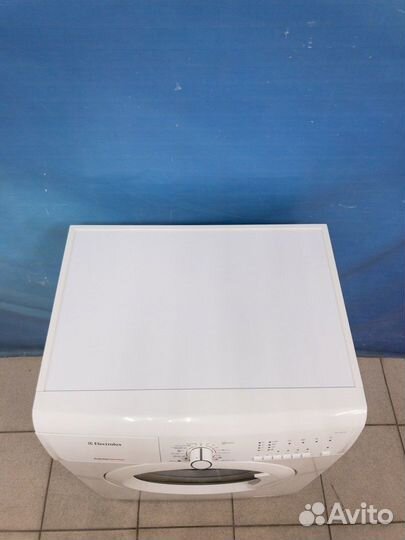 Стиральная машина Electrolux. Гарантия и доставка