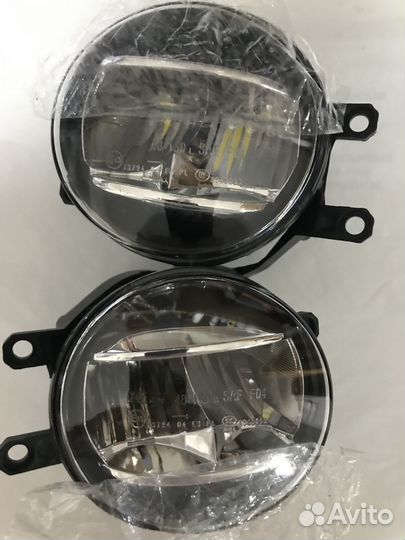 Фары противотуманные Toyota