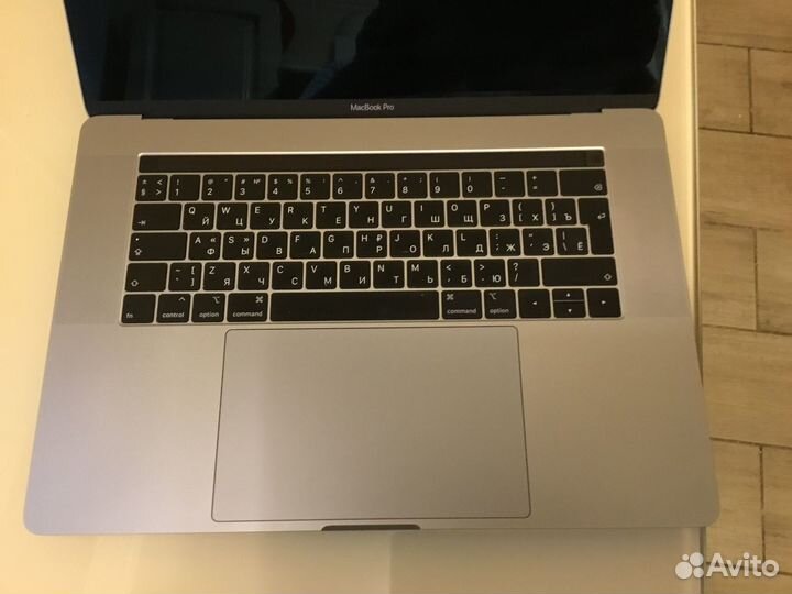 Macbook pro 15 2018 на запчасти