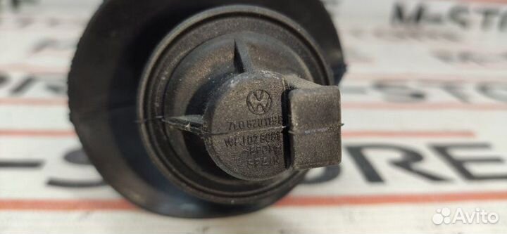 Водосток левый Volkswagen Touareg 7L AZZ 2004