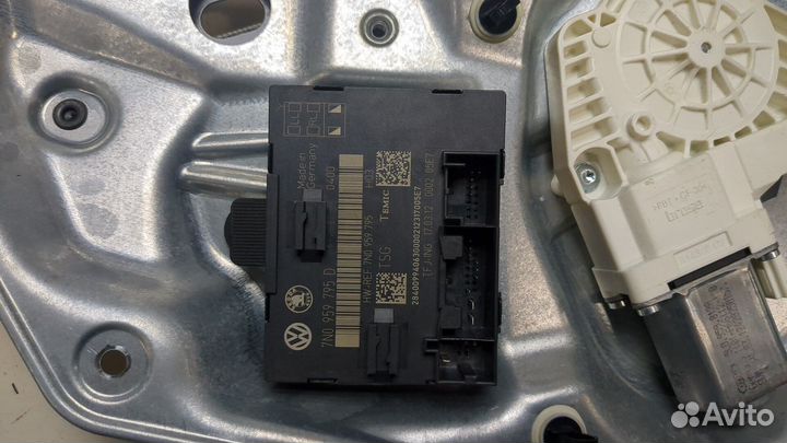 Стеклоподъемник электрический Skoda Yeti, 2012