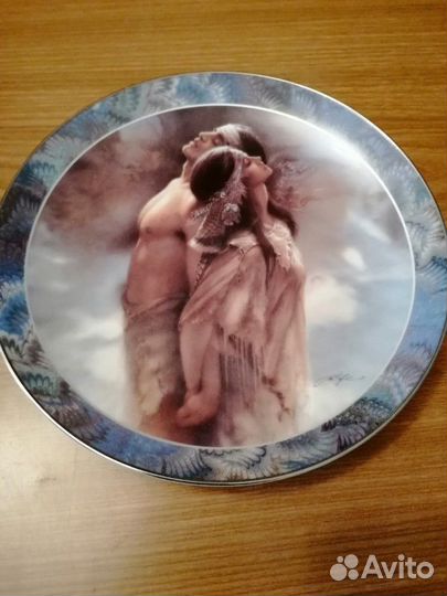 Тарелка подарочная