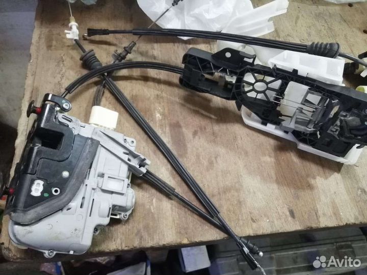Замки дверей с тросиками на фольксваген пассат б6
