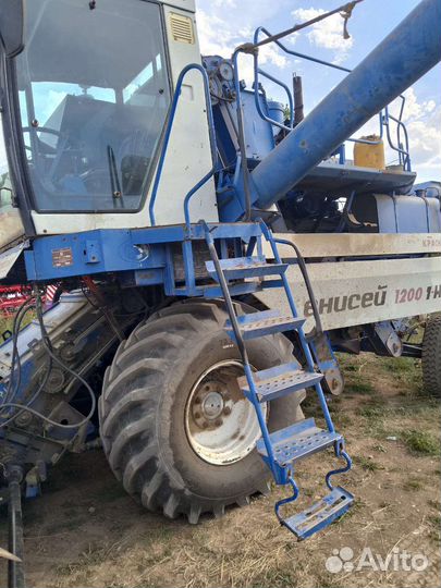 Комбайн Енисей Енисей-1200НМ, 2009
