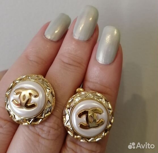 Серьги Chanel