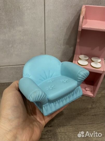 Мебель для кукольного домика