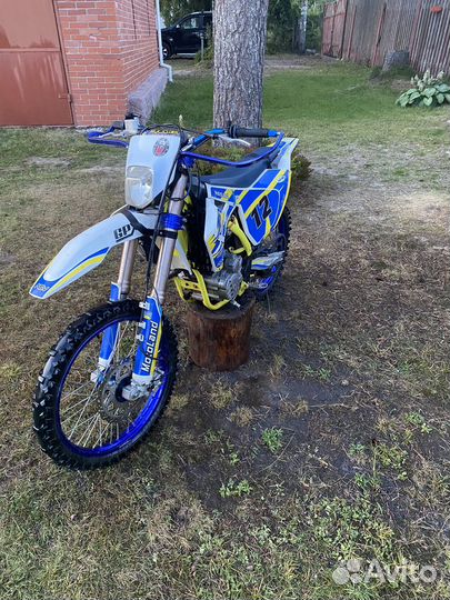 Кроссовый мотоцикл Motolend xt250st