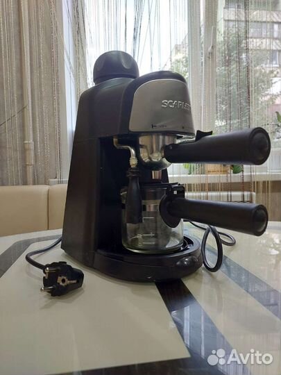 Кофеварка рожковая Scarlett SC-CM33004