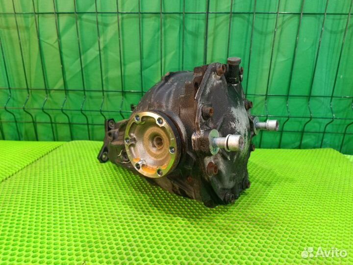 Редуктор задний Mercedes Benz E240 W210 112.911