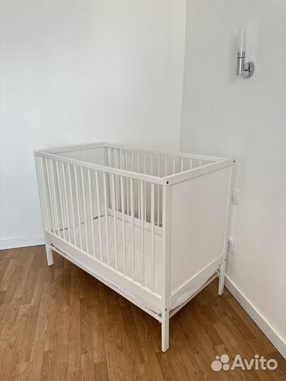 Икея Кроватка, матрас, наматрасник Орматек