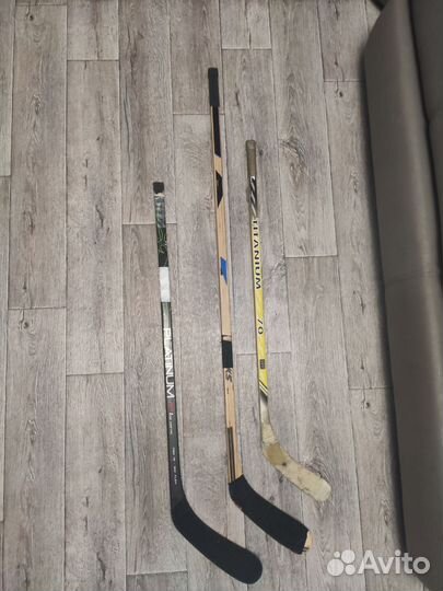 Клюшка хоккейная