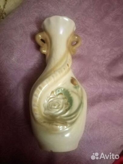 Ваза с ручками 