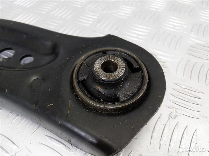 5Q0407152L Рычаг передний правый Skoda Octavia