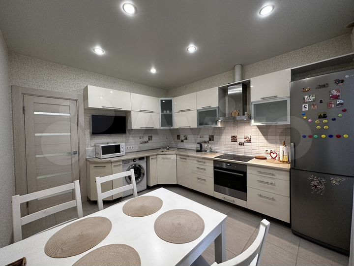 3-к. квартира, 77 м², 7/25 эт.