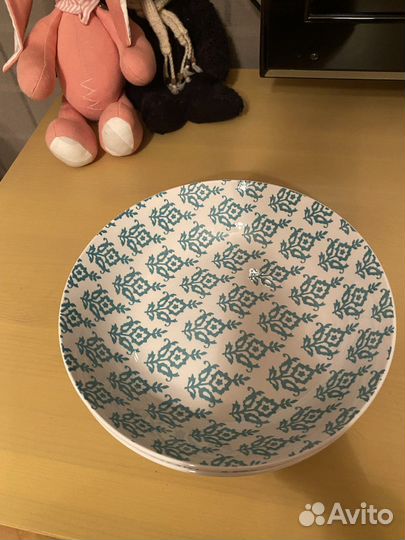 Тарелки 2 штуки голубые, есть еще желтые 2шт