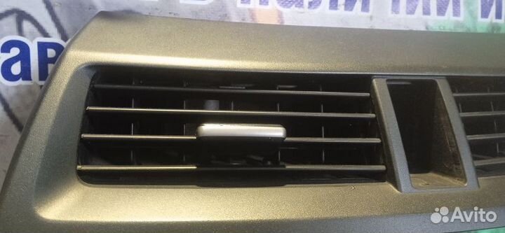 Рамка магнитолы Honda Crosstour